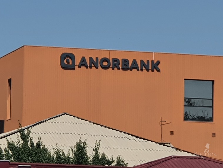anorbank_1.jpg